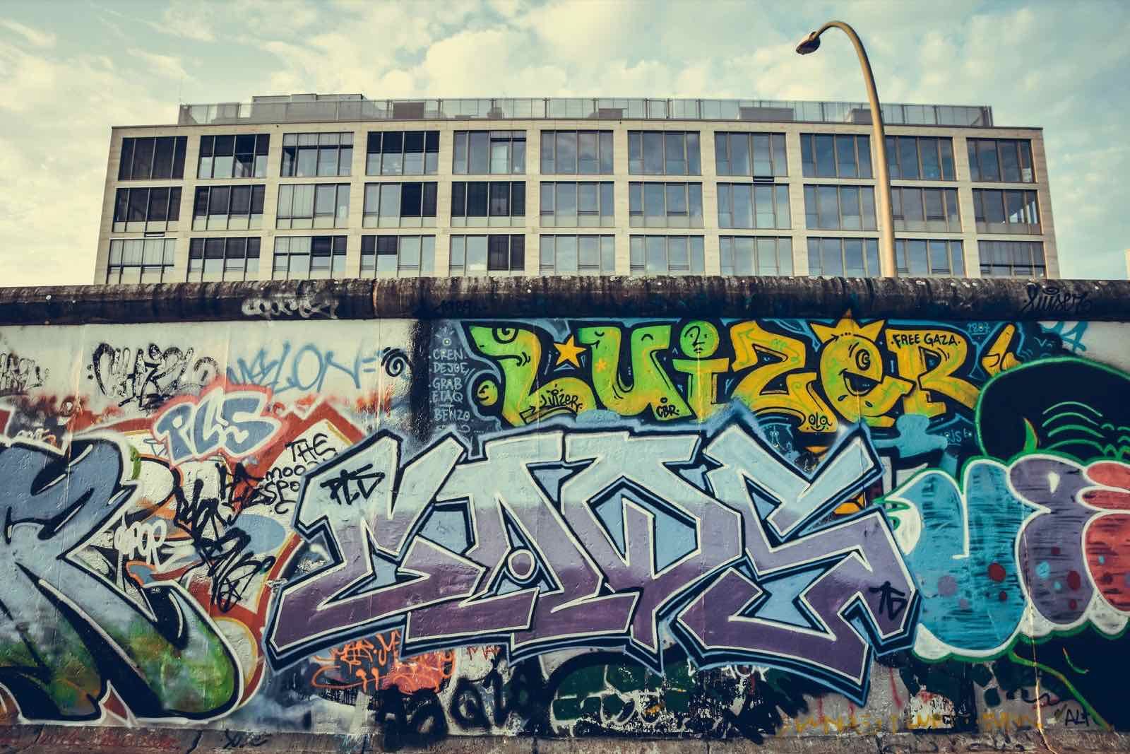 Professionelle Sonderreinigung — Joos Gebäudereinigung Berlin