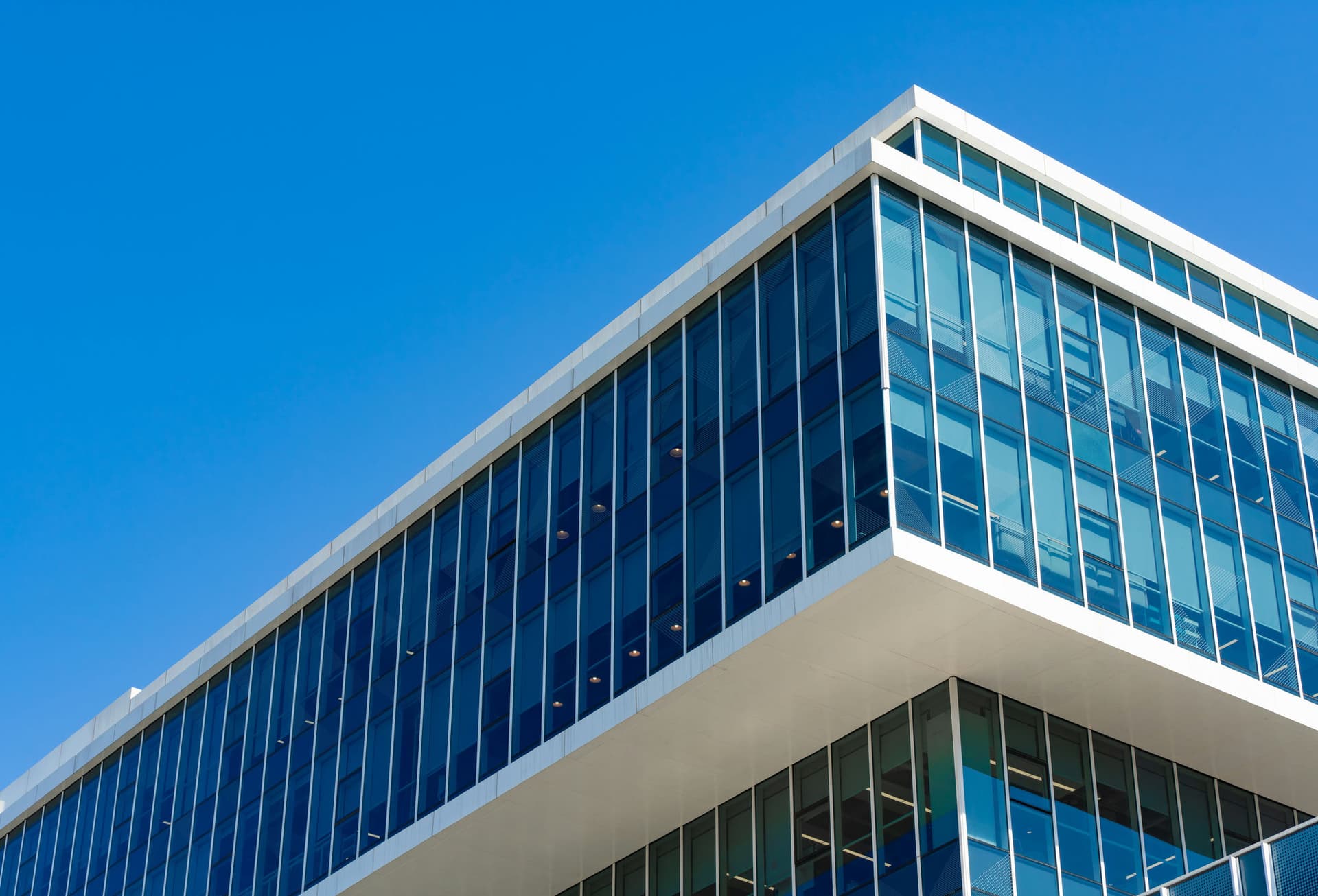 Unterhaltsreinigung — Joos Gebäudereinigung Berlin